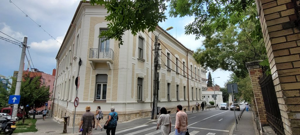 UMF Cluj a inaugurat noul Centru de Cercetare privind Dezvoltarea Medicamentului. Investiție de peste 30 de milioane de lei