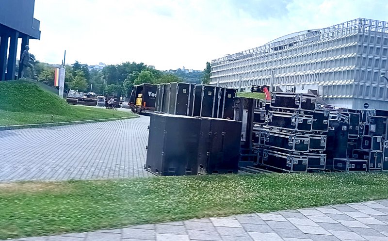 "Bagajele" UNTOLD sosesc la stadionul Cluj Arena