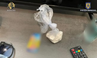 Cetățean străin, prins în flagrant în Cluj-Napoca cu cocaină adusă din străinătate prin curierat