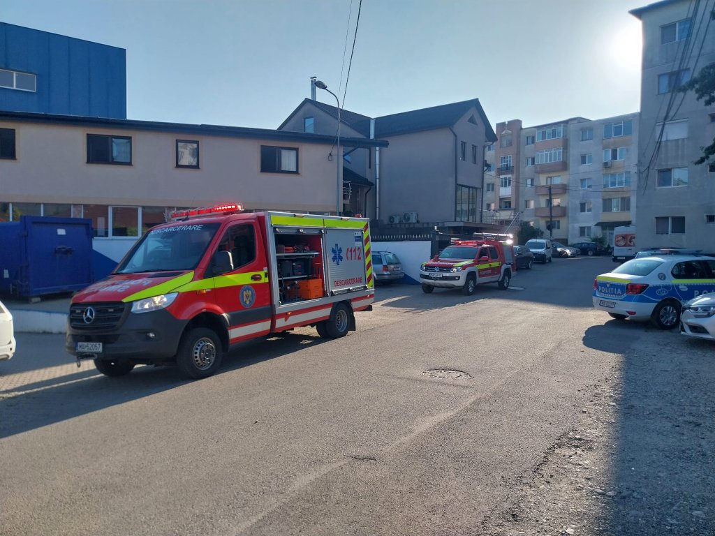 Cluj: Bărbat rănit grav după ce a căzut de la înălțime cu un lift de marfă