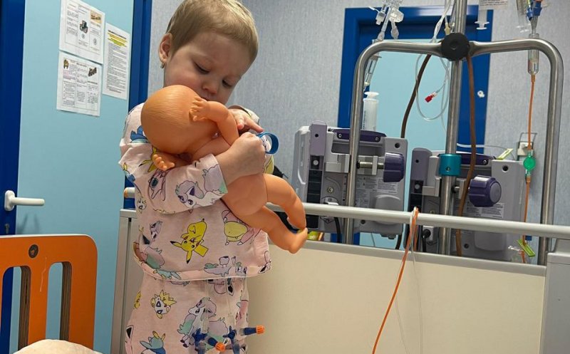 Salvează o inimă! O fetiță de doar doi anișori luptă cu leucemia