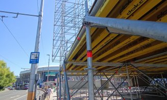 A început numărătoarea inversă pentru UNTOLD. 7 zile de foc la Cluj-Napoca pentru montarea scenelor festivalului