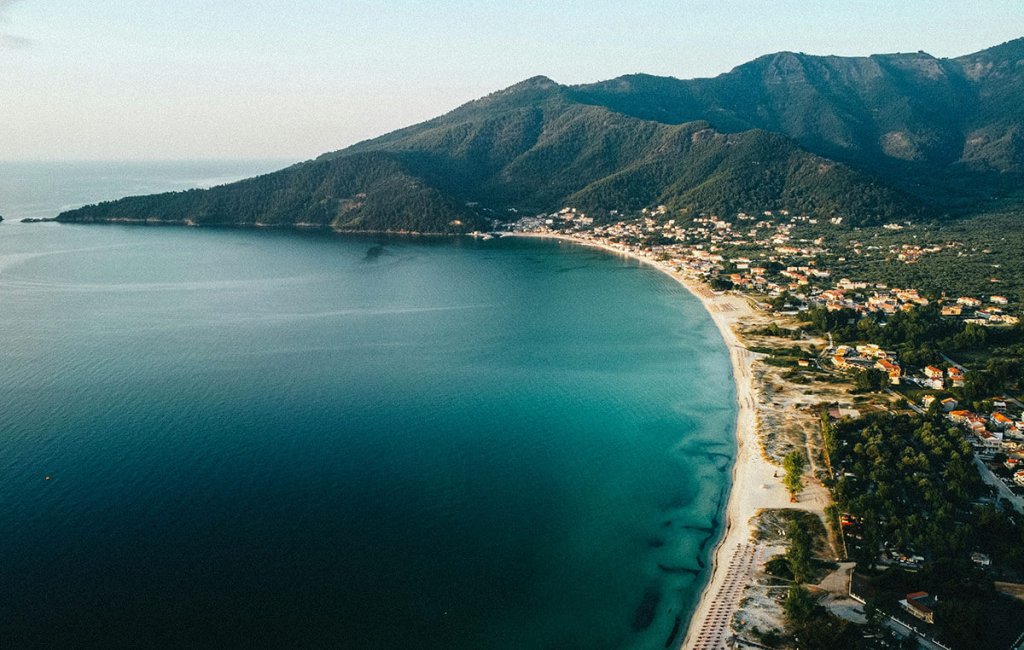 Tânăr de 22 de ani din România, găsit mort pe o insulă din Grecia. Ce s-a întâmplat