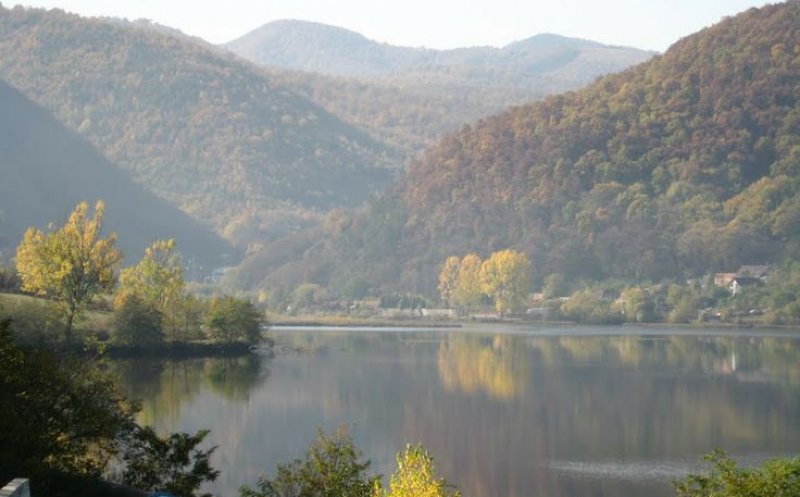 Tură pe jos Gilău - Someșul Rece pentru documentarea potențialului turistic și de recreere. Se poate ajunge din Cluj cu autobuz CTP