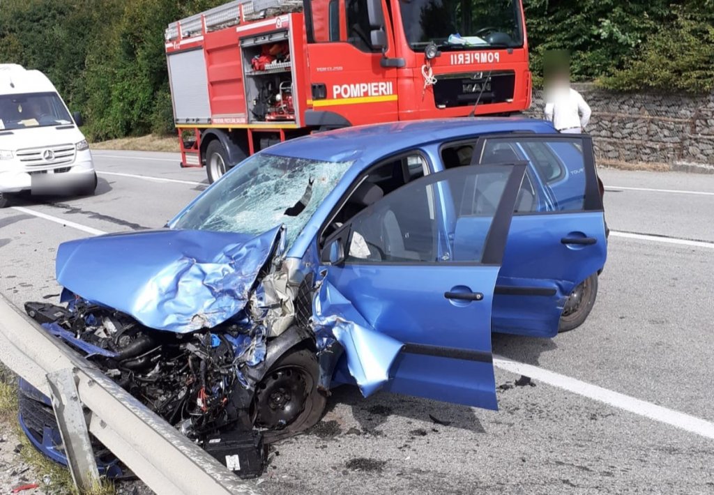 Accident grav în Cluj: Motociclist în stare critică și o femeie rănită, transportați la spital