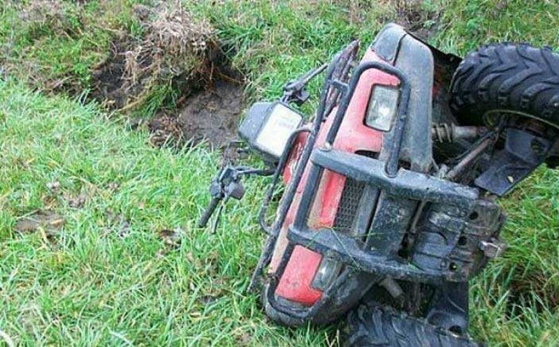 Un pensionar din Cluj, cu alcoolemie de 1,74 g/l, s-a răsturnat cu ATV-ul în șanț. A fost condamnat la închisoare cu suspendare