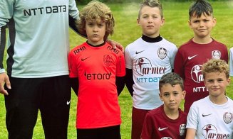 Juniorii U8 de la CFR Cluj, pe mâna unui jandarm