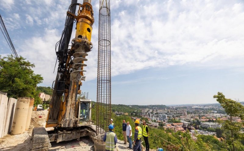 Când vor fi finalizate lucrările de pe strada Uliului. Tarcea: ''Încă de acum nu mai există pericol de alunecare''