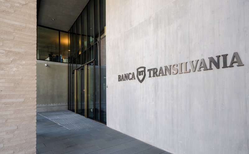 Grupul Banca Transilvania, profit de peste 2 miliarde lei după primele șase luni din 2024. Câți clienți noi are banca de la Cluj