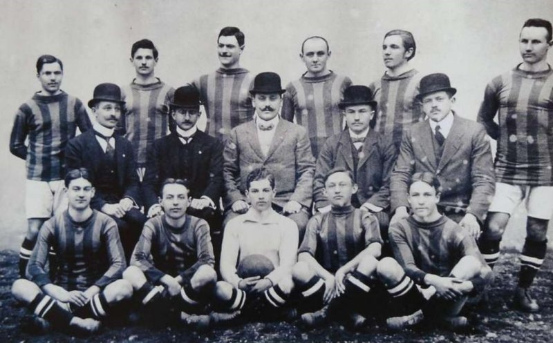 IMAGINE DOCUMENT: Printre primele fotografii cu fotbaliștii din Cluj la începutul secolului trecut