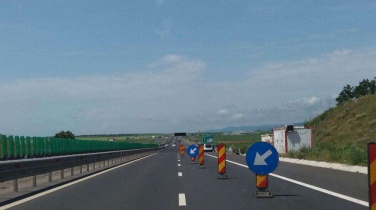 Atenție, șoferi! Restricții de circulație timp de o lună pe autostrada A10, în zona Sebeș