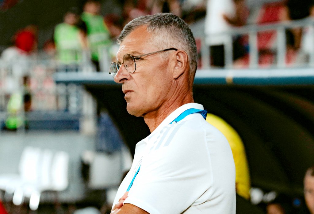 Sabău + "U" Cluj = locul 1 în Superliga: "Dacă luptăm pentru club și suporteri devenim mai puternici"