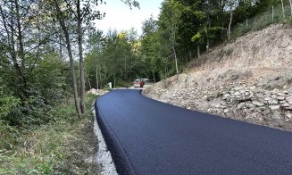A început asfaltarea unui superb drum de munte din județul Cluj