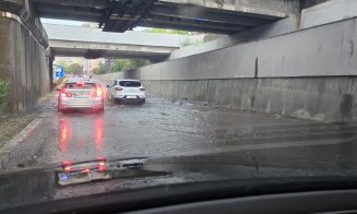 Furtună la Cluj-Napoca! Multe străzi au fost inudate de apă