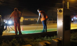 Se trasează marcajele rutiere pe Coridorul de Est din Turda