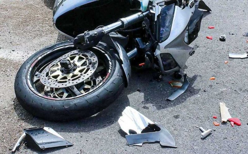 Un motociclist din Cluj a murit într-un accident pe un drum din Suceava. Cum s-a produs tragedia