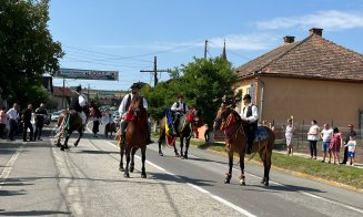 Cum a fost la Festivalul ”Jocu’ de pe Câmpie” de la Mociu. Au participat sute de oameni