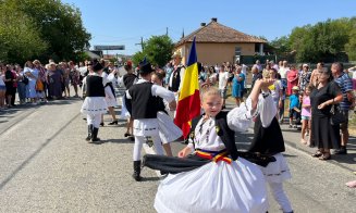 Cum a fost la Festivalul ”Jocu’ de pe Câmpie” de la Mociu. Au participat sute de oameni