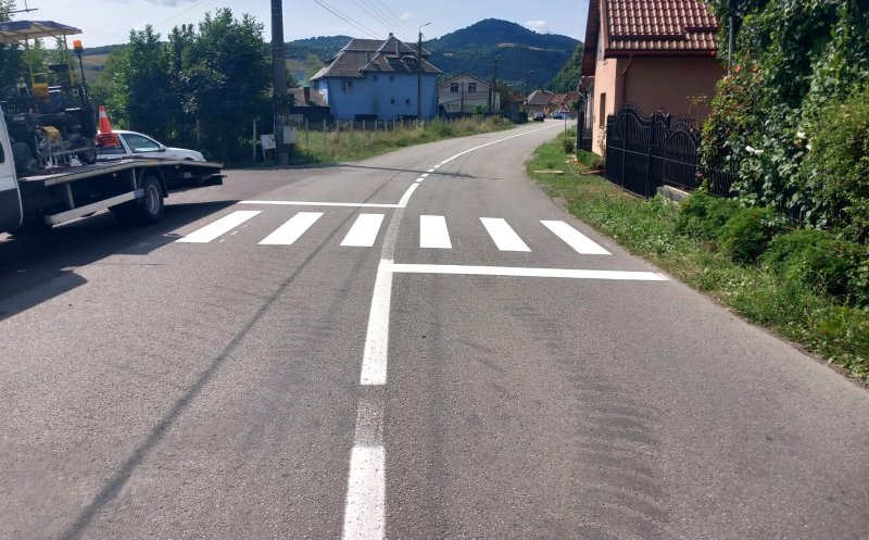 Marcaje rutiere pe alte 10 drumuri județene din Cluj. S-au trasat încă 136 de kilometri