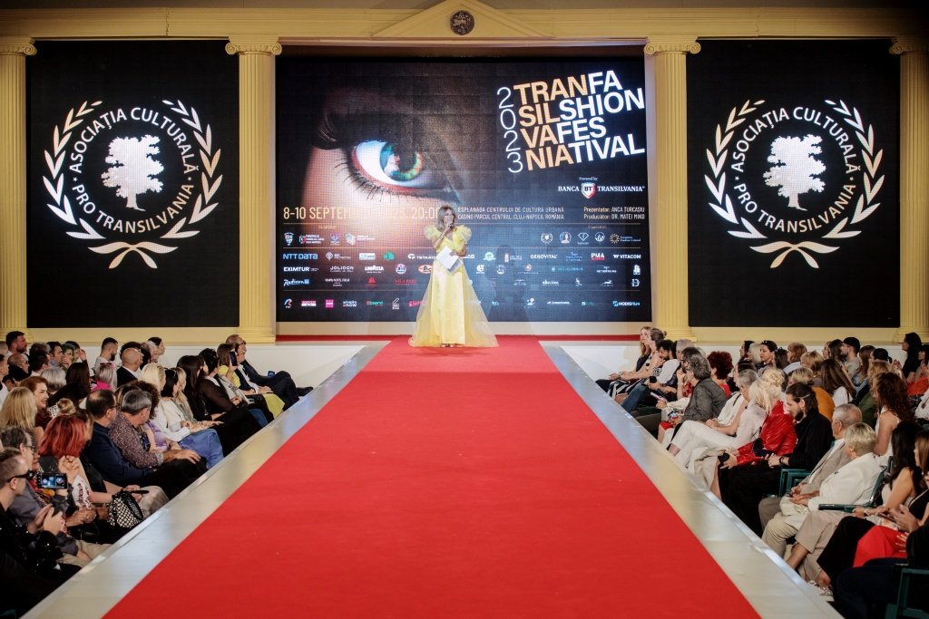 Clujul, capitala est-europeană a modei. Designeri de pe trei continente, invitați la Festivalul Internațional Transilvania Fashion
