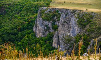 IMAGINI de excepţie cu apusul de soare în Cheile Tureniului