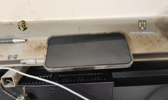 Polițist clujean, acuzat că a primit bani de la un deținut / A introdus ilegal în centrul de detenție un telefon mobil