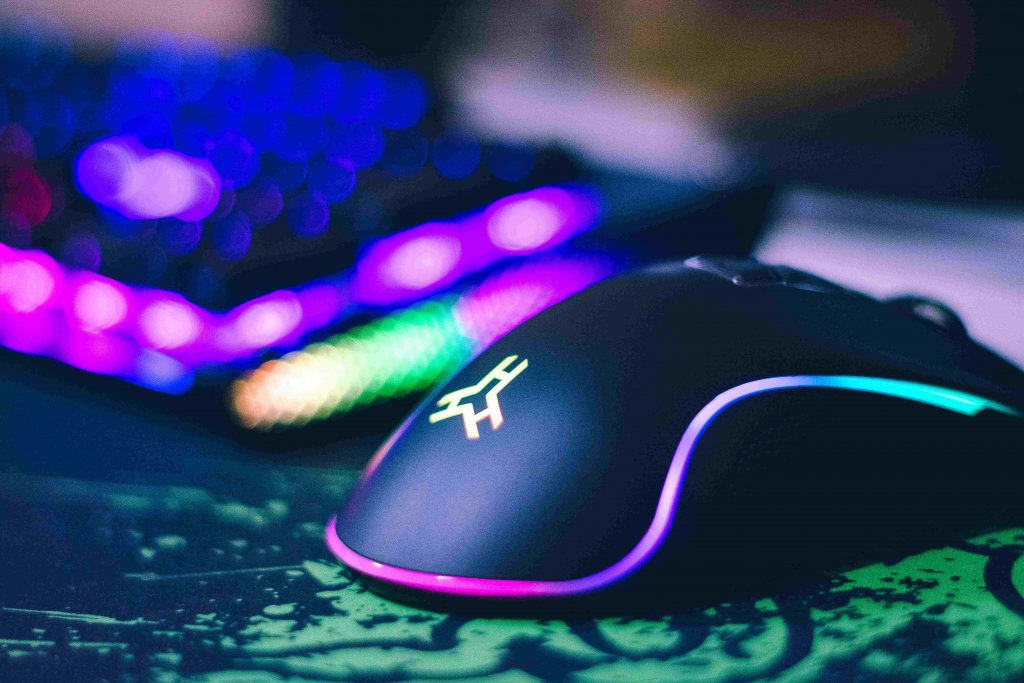 Motivele pentru care tastaturile mecanice sunt preferate de gamerii adevărați