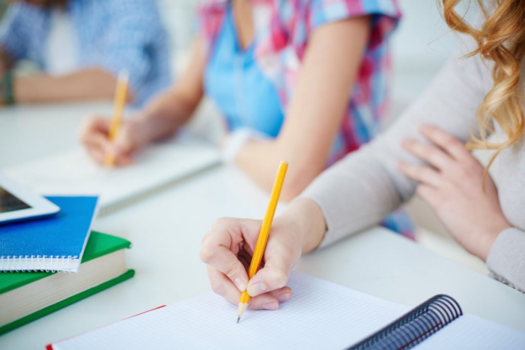 Suma primită pentru fiecare student de la programele de licenţă în sistem dual va fi majorată