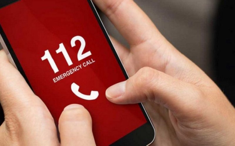 Peste 1,5 milioane de apeluri "aiurea" la 112, în doar câteva luni. Un român a sunat de 15.000 de ori/ Cât e amenda pentru apelare abuzivă