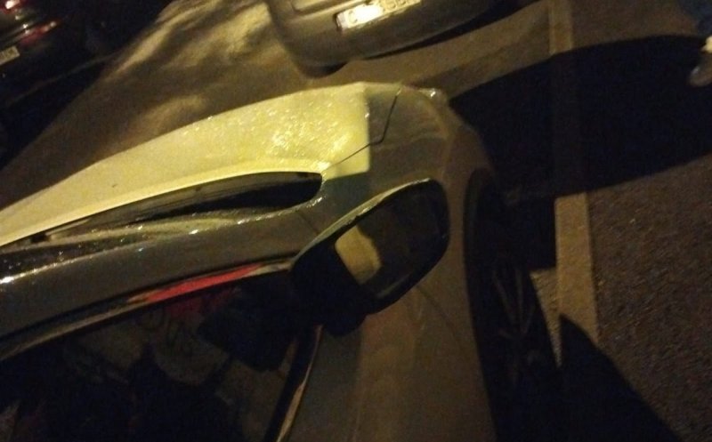 A distrus oglinzile la 7 mașini parcate pe o stradă din Mănăștur