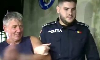 Incendiatorul cu benzină de la Parlament a fost prins după 10 ore de căutări / Primele declarații