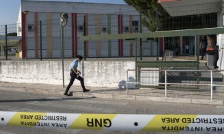 Un elev de 12 ani şi-a înjunghiat șase colegi și un profesor