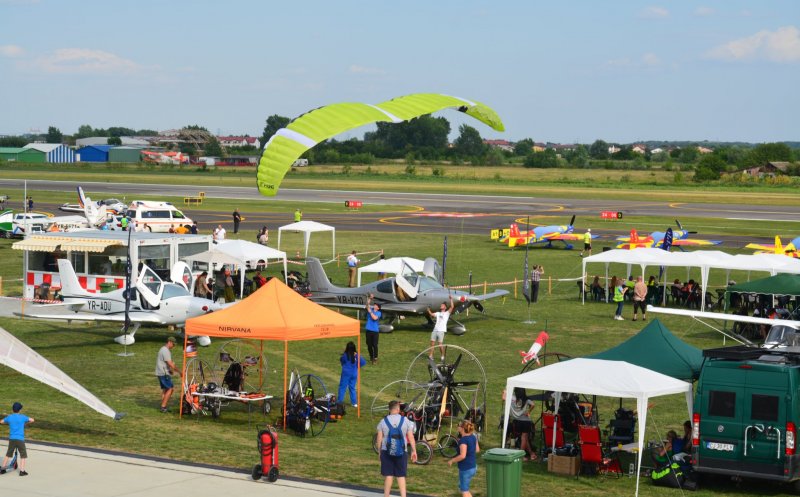 Expoziție de avioane, cu vânzare, la Cluj