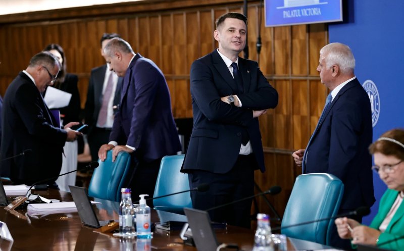 Bani pentru elevii de 10 la BAC și Evaluarea Națională. Mircea Abrudean: „La Cluj, ne mândrim cu 11 premianți care au atins această performanță extraordinară!”