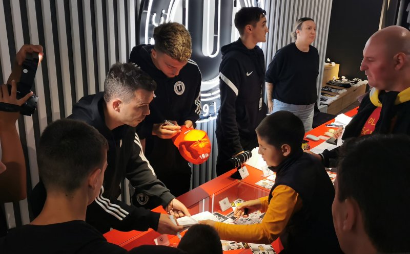 Jucătorii de la "U" Cluj s-au întâlnit cu fanii înaintea meciului cu CS U Craiova. "Studenții" așteaptă un stadion plin