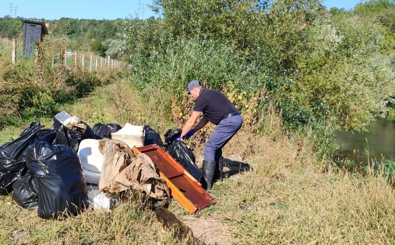 Curățenie pe Someșul Mic, în localitățile Florești și Gherla