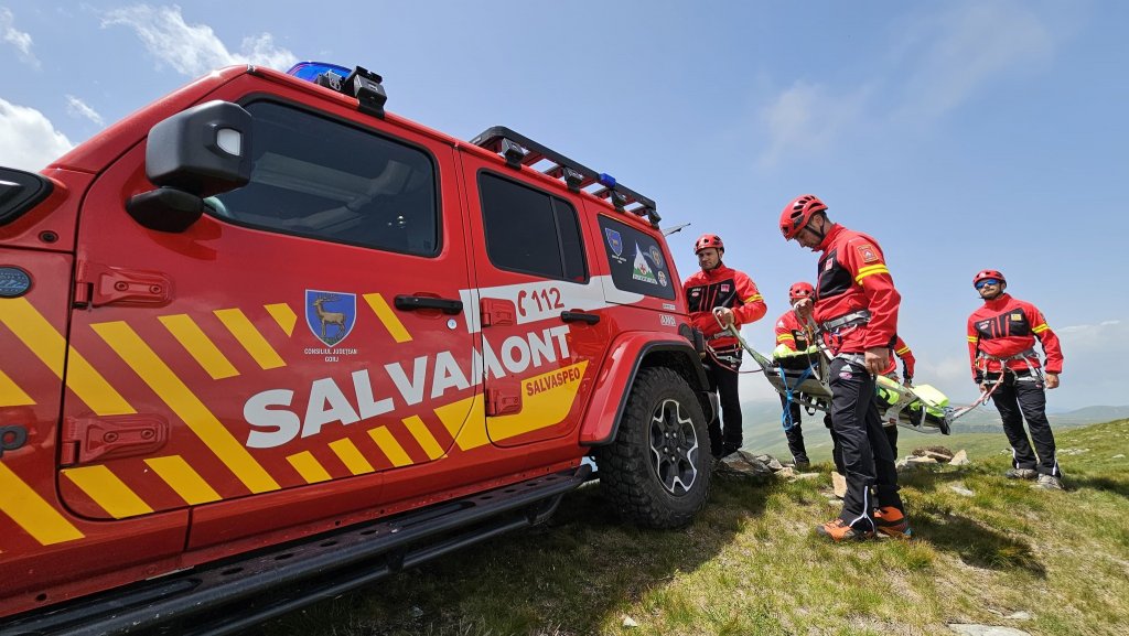 12 oameni salvați de pe munte în ultima zi. Din Cluj au venit cele mai multe apeluri de urgență