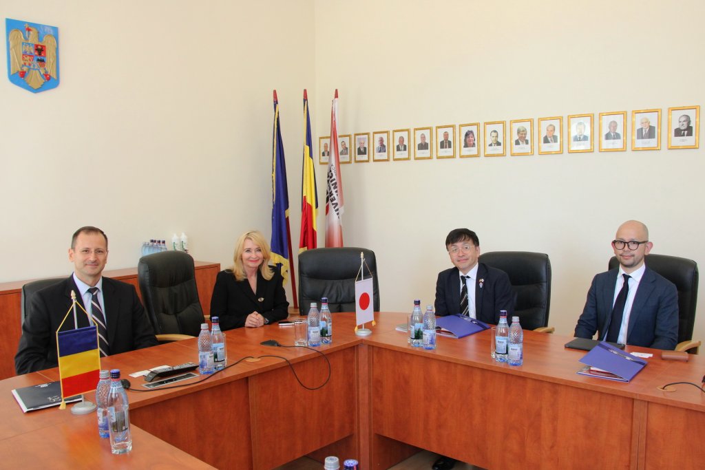O delegație a Ambasadei Japoniei în România, în vizită la Universitatea Tehnică din Cluj-Napoca