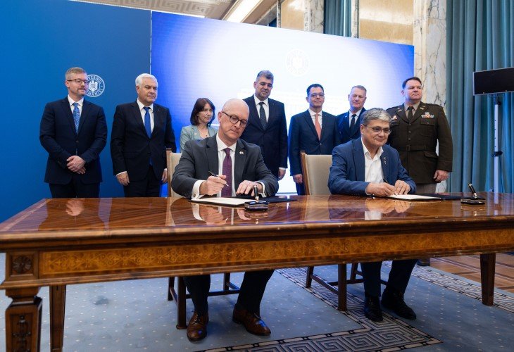 Acord de împumut pentru achiziții militare / Ciolacu: „România se alătură astăzi unui club foarte restrâns de state partenere cheie ale SUA"