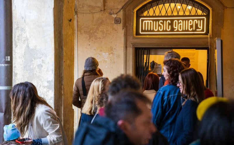 Culisele MUSIC GALLERY, singura expoziție despre muzică din România