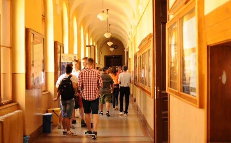 Studenții UBB Cluj pot primi subvenții pentru chirie dacă nu au loc în cămin