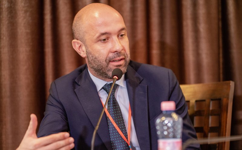 Daniel Buda nu-l iartă pe Sabin Sărmaș: „Este astăzi brațul lung al PSD-ului cu care dorește să pună mâna pe Cluj”