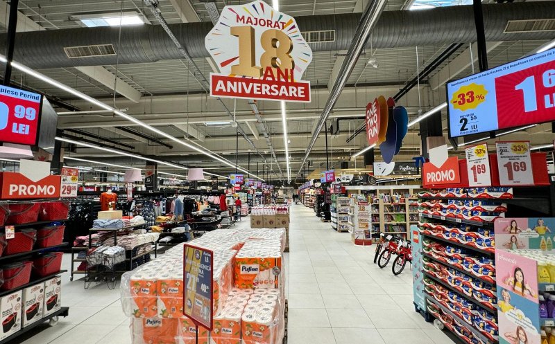 Auchan marchează 18 ani de la deschiderea primului magazin și sărbătorește, alături de clienți, cu peste 1.000 de oferte și reduceri senzaționale
