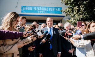 Ciucă și-a depus, oficial, candidatura la Președinția României. "Mă bazez foarte mult pe onoarea și credința oamenilor de dreapta în acest proiect"
