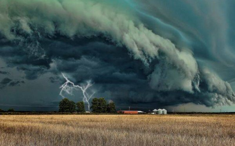 Un "ciclon veritabil" se îndreaptă spre România! Anunțul climatologului care a spus de Asley că este o "găselniță românească"