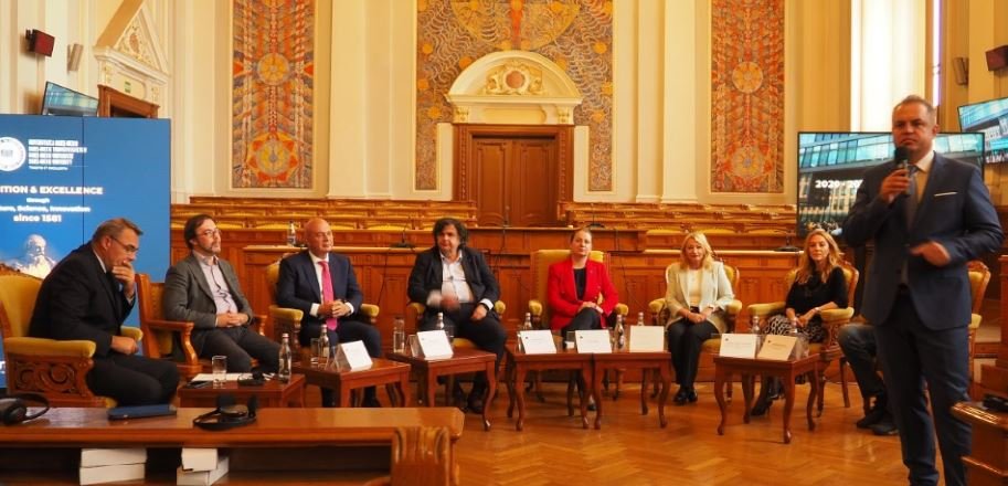 Herbstfest 2024 Cluj | Ligia Deca, despre învățământul dual academic: "Ca să ai un astfel de program trebuie ca o companie să spună că are nevoie"