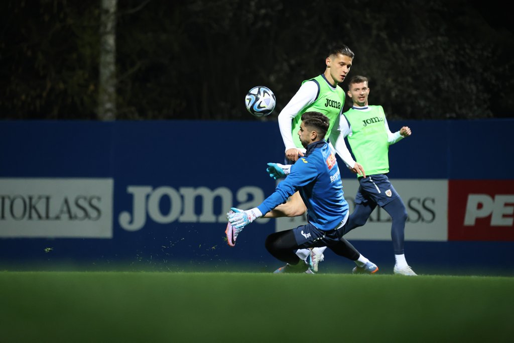 CFR Cluj, pe punctul de a rata transferul internaționalului român. Jucătorul a fost "deturnat" de o rivală din Superligă