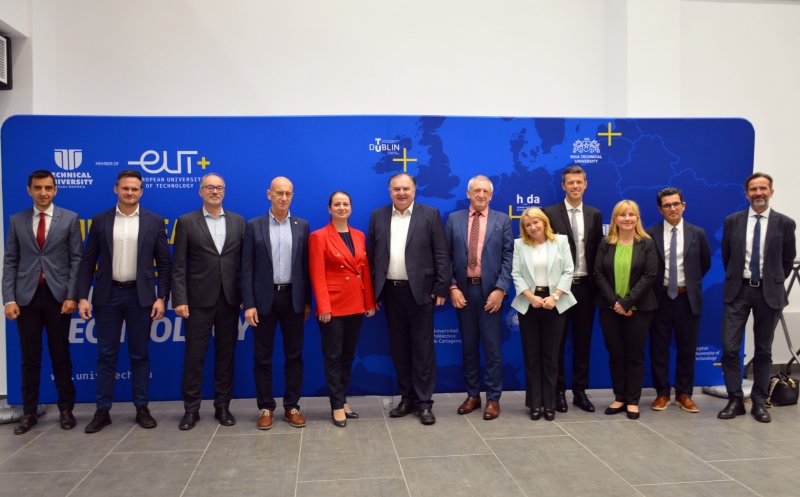 Universitatea Tehnică din Cluj-Napoca a primit vizita Ministrului Educației, doamna Ligia Deca