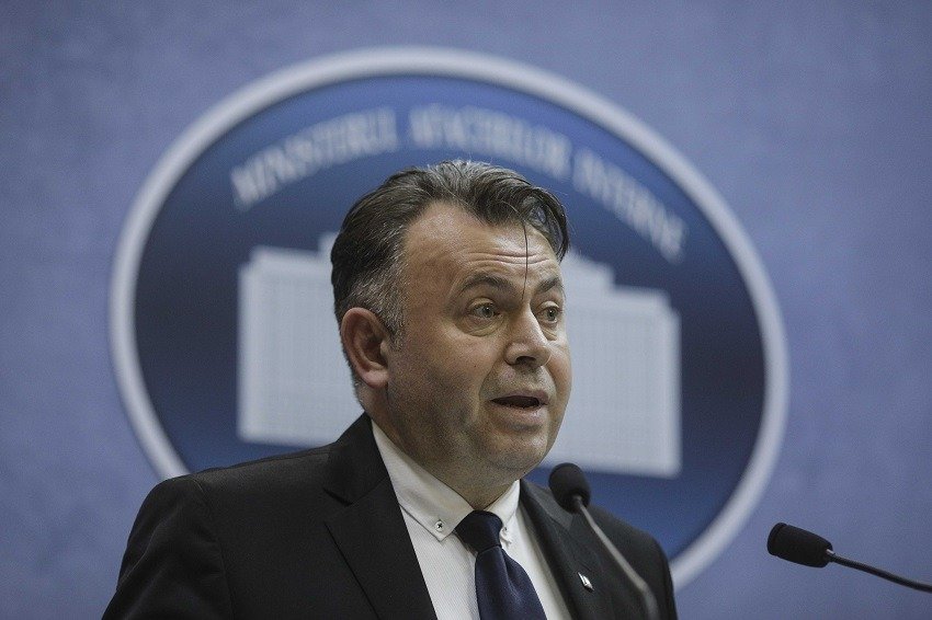 Ciucă nu se joacă. L-a demis pe Nelu Tătaru de la șefia PNL Vaslui, după scandalul mitei în spitale
