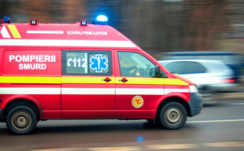 Trei mașini implicate într-un accident în Turda. Victimă transportată de urgență!